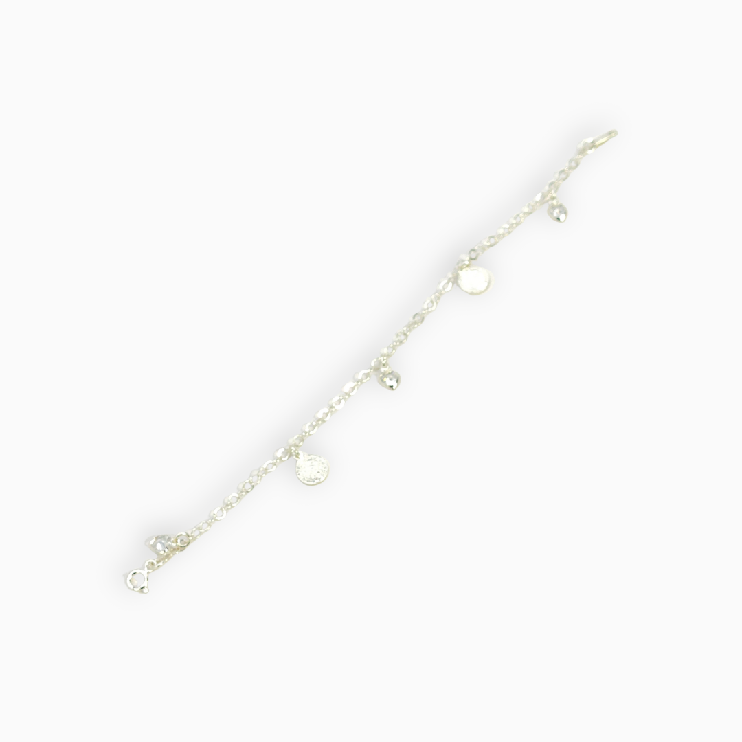 Pulso con dijes de Zirconia y Medallas de San Benito de 17.5 cm de largo Calvario Joyas