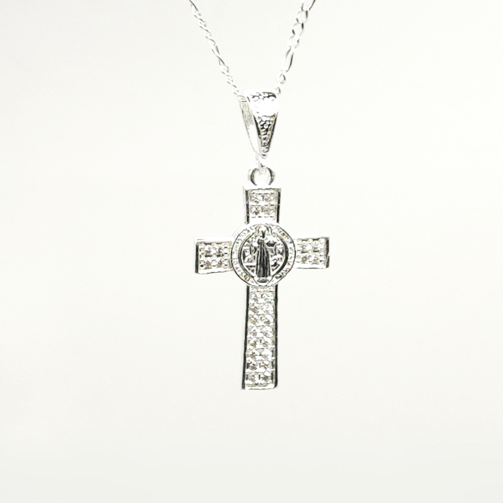 Dije de Cruz de Plata de San Benito | Colgante de Cruz de Plata | 3.2cm alto x 2.1cm ancho | Con Zirconia | Calvario Joyas