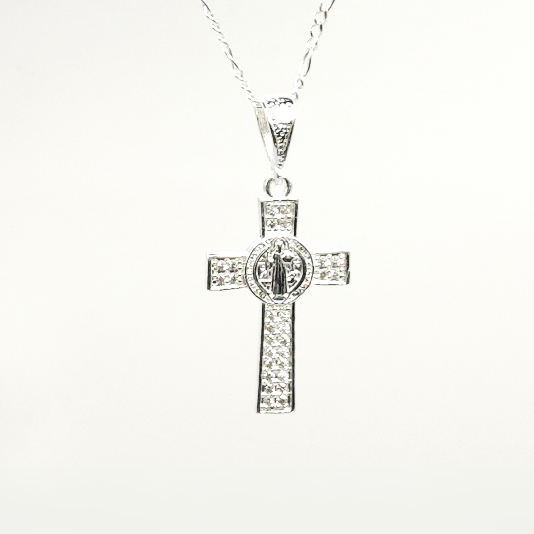 Dije de Cruz de Plata de San Benito | Colgante de Cruz de Plata | 3.2cm alto x 2.1cm ancho | Con Zirconia | Calvario Joyas